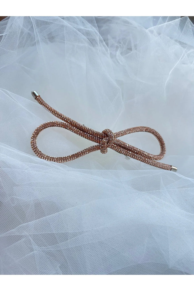 Laura Taşlı Fiyonk Toka